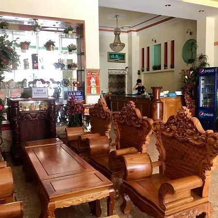 Kim Hoan Ngoc Hotel Плей Ку Екстериор снимка
